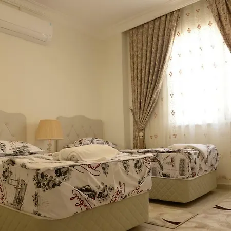Lux White ألانيا