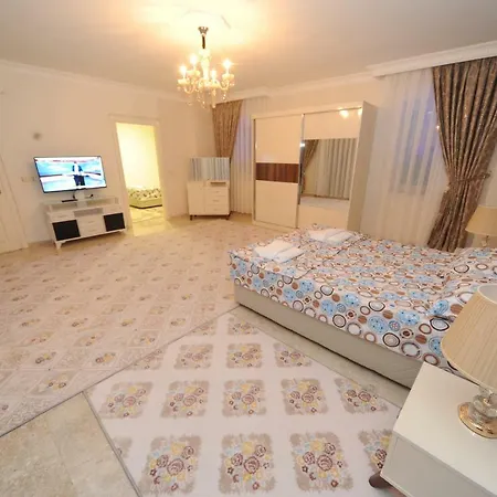 فيلة Lux White *
